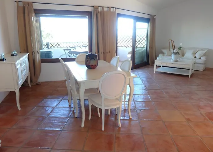 Della Marina Nyaraló