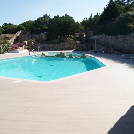 Della Marina ポルト・チェルボ